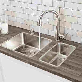Grohe 30213 Parkfield Single Hole Pull Out Kitchen Faucet