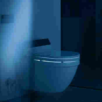 Duravit 2226090092 610000 Set Wall Mounted Toilet With Sensowash Starck Seat Set Qualitybath Com