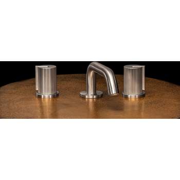 California Faucets 3902P image-1