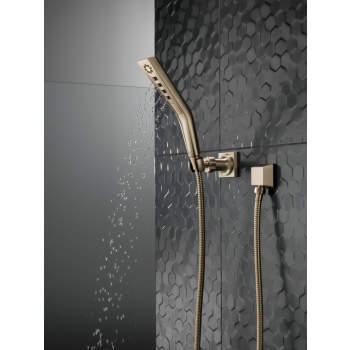 Delta hand showers image-10