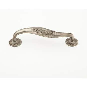 Schaub & Company cabinet pulls image-4