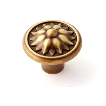 Alno cabinet knobs image-2
