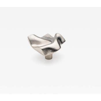 Lo and Co cabinet knobs image-4