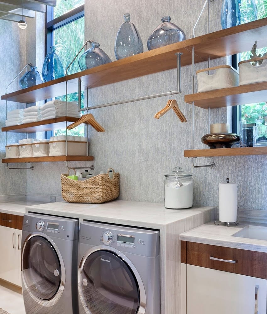 laundry room by Superior Wood Products Custom Cabinetry