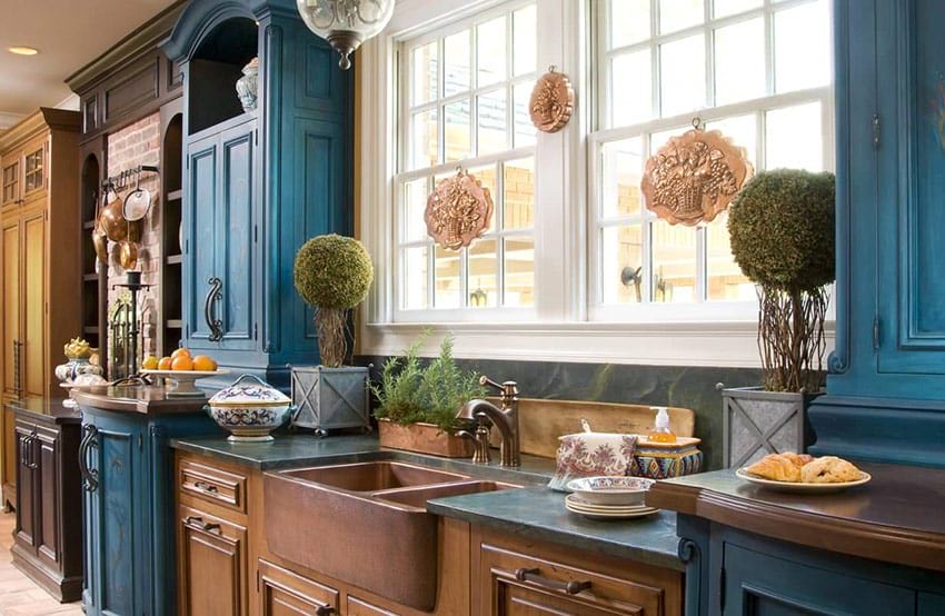 Chateau Kitchens