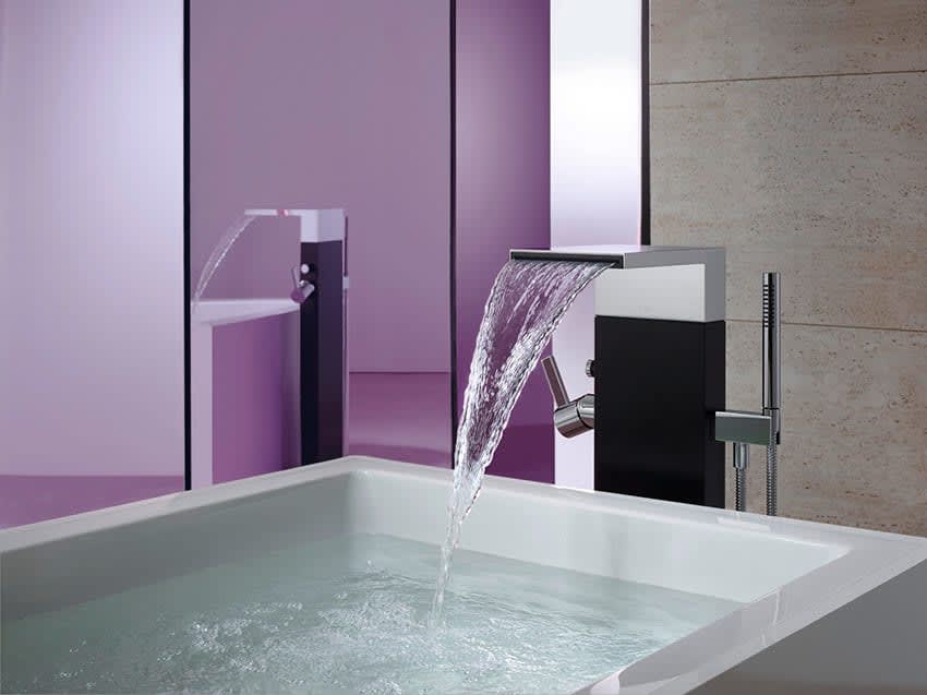 Dornbracht Freestanding Single-lever Mixer with Cascade Tub Spout