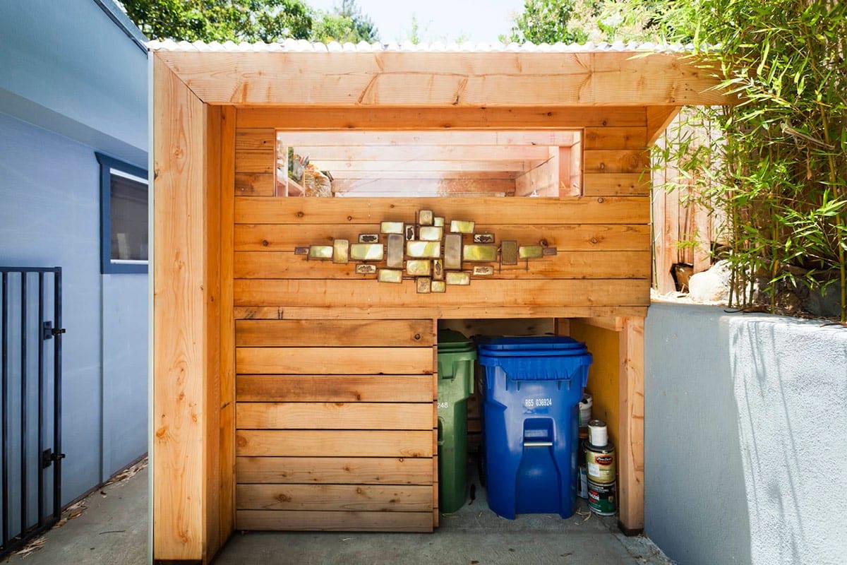 Trash can enclosure. I need to make a place for this and get the trash out  of the garage. :)