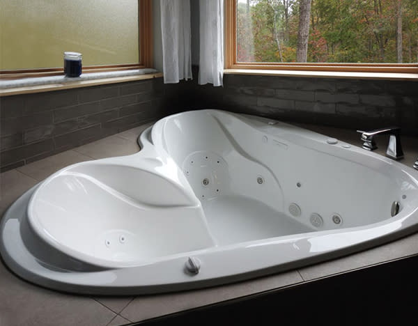 Tub Shapes, How To Make A Straight Back Bathtub Comfortable