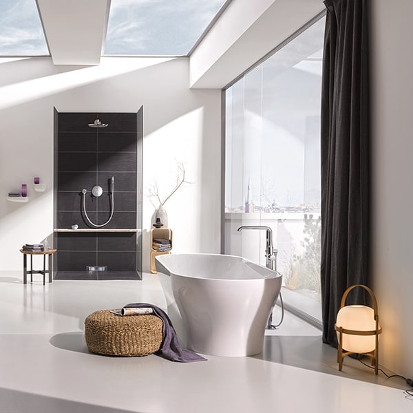 Grohe Essence Floorstanding Tub Filler