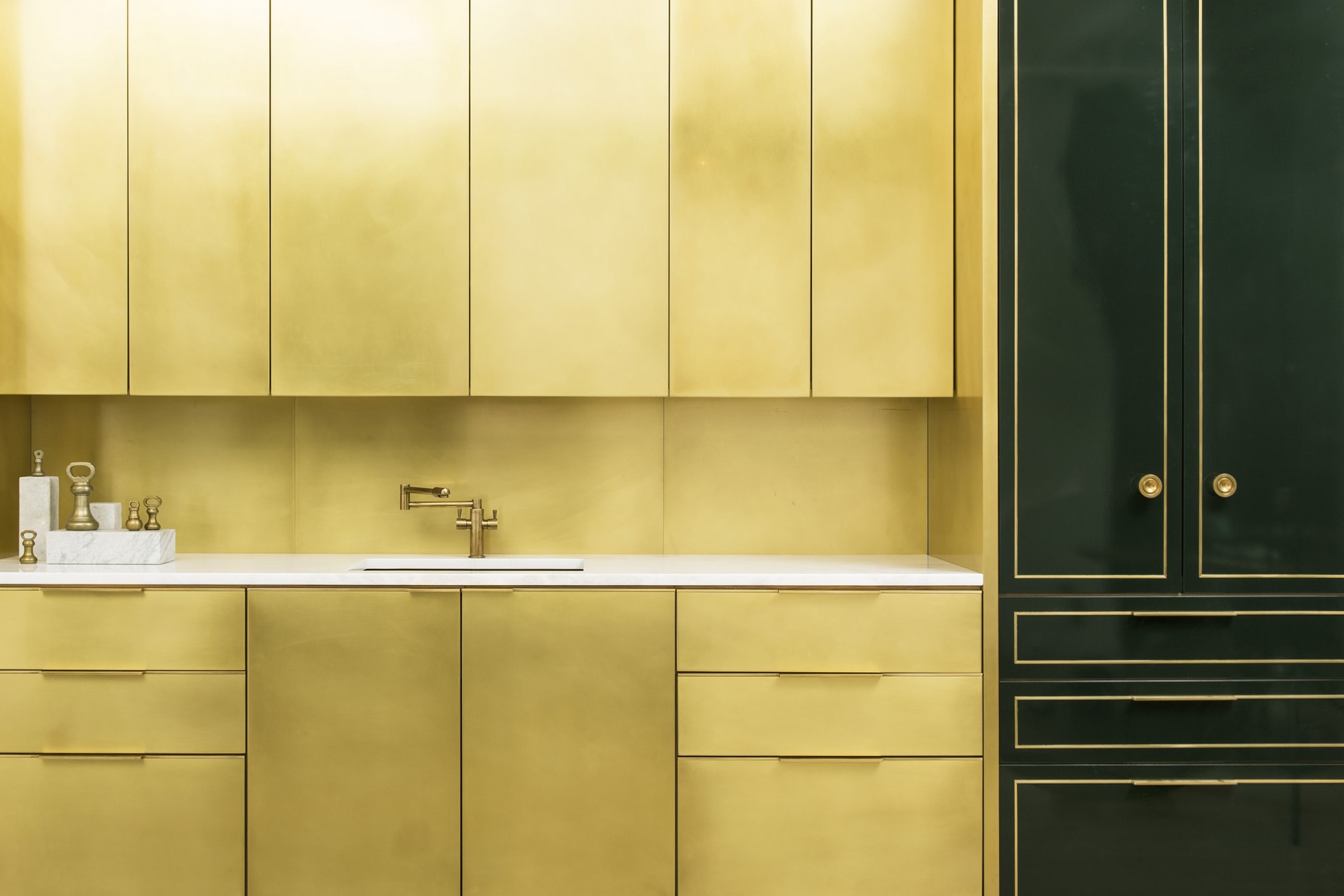 we-re-all-about-that-brass-a-guide-to-brass-finishes-qualitybath