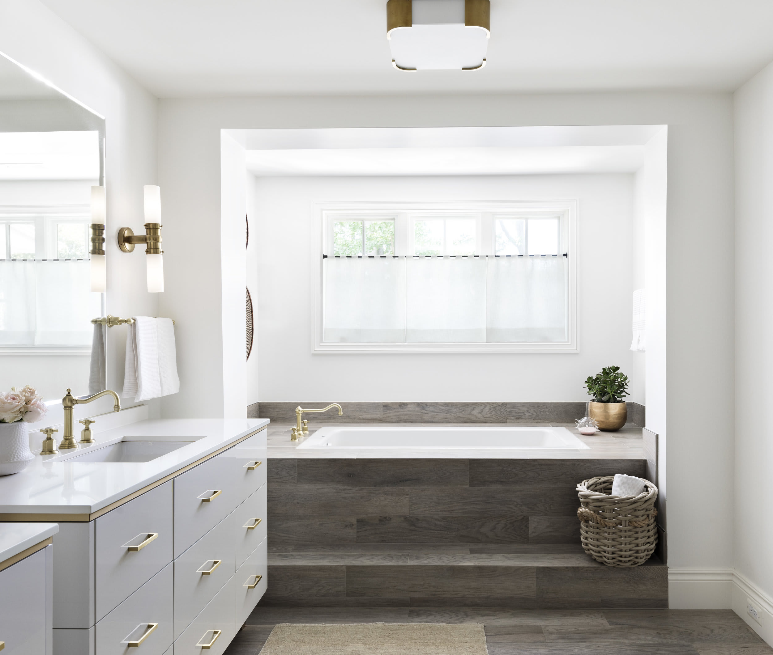 Blue Vanities Are The Latest Bathroom Trend, But Experts Warn Against  Buying Into The Hype