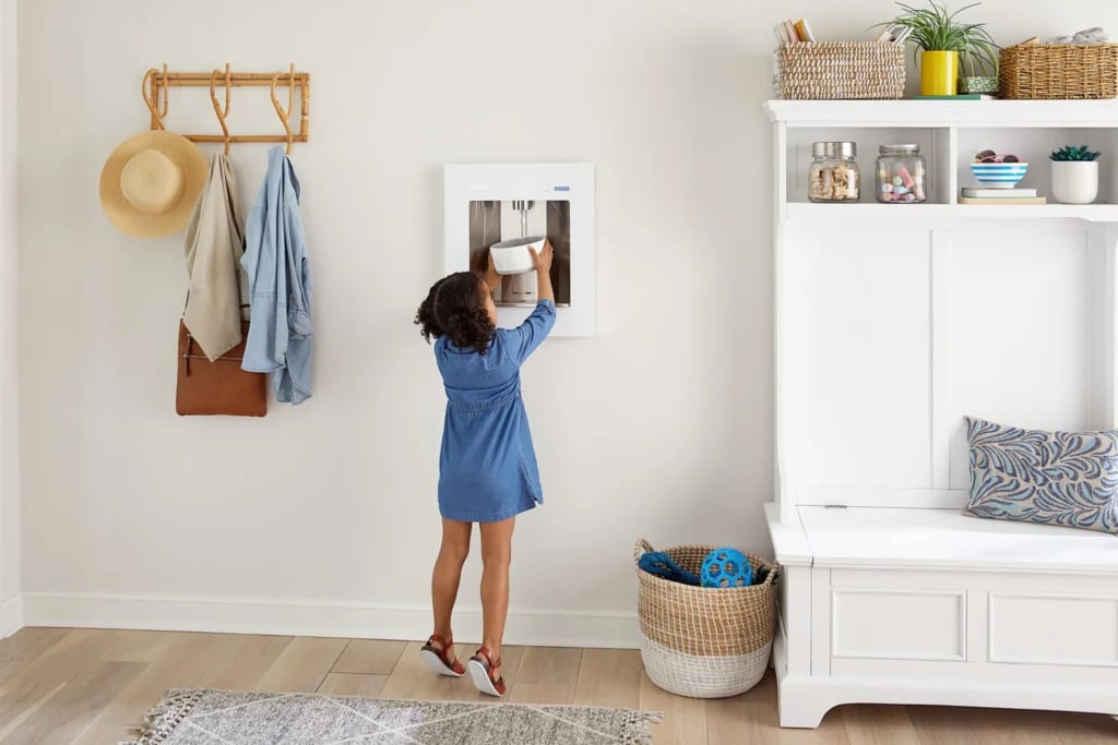 white Elkay EzH2O Liv Filtered Water Dispenser