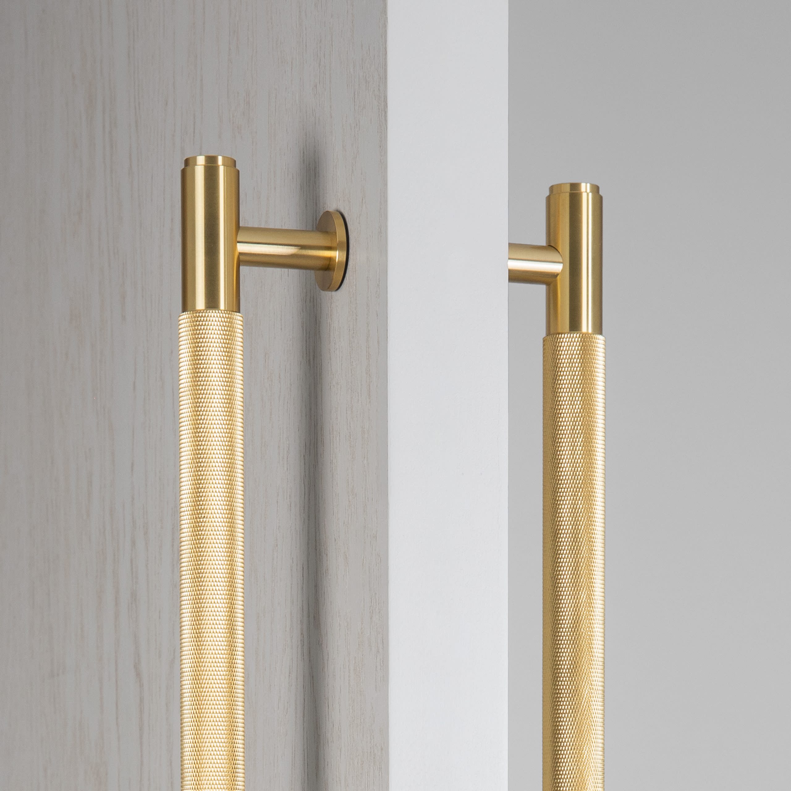 人気商品の中古品・新品・未使用品 Double Knurled Cross NPB-CROSS Punch + Buster Sided Bar Pull 携帯用ゲーム機本体