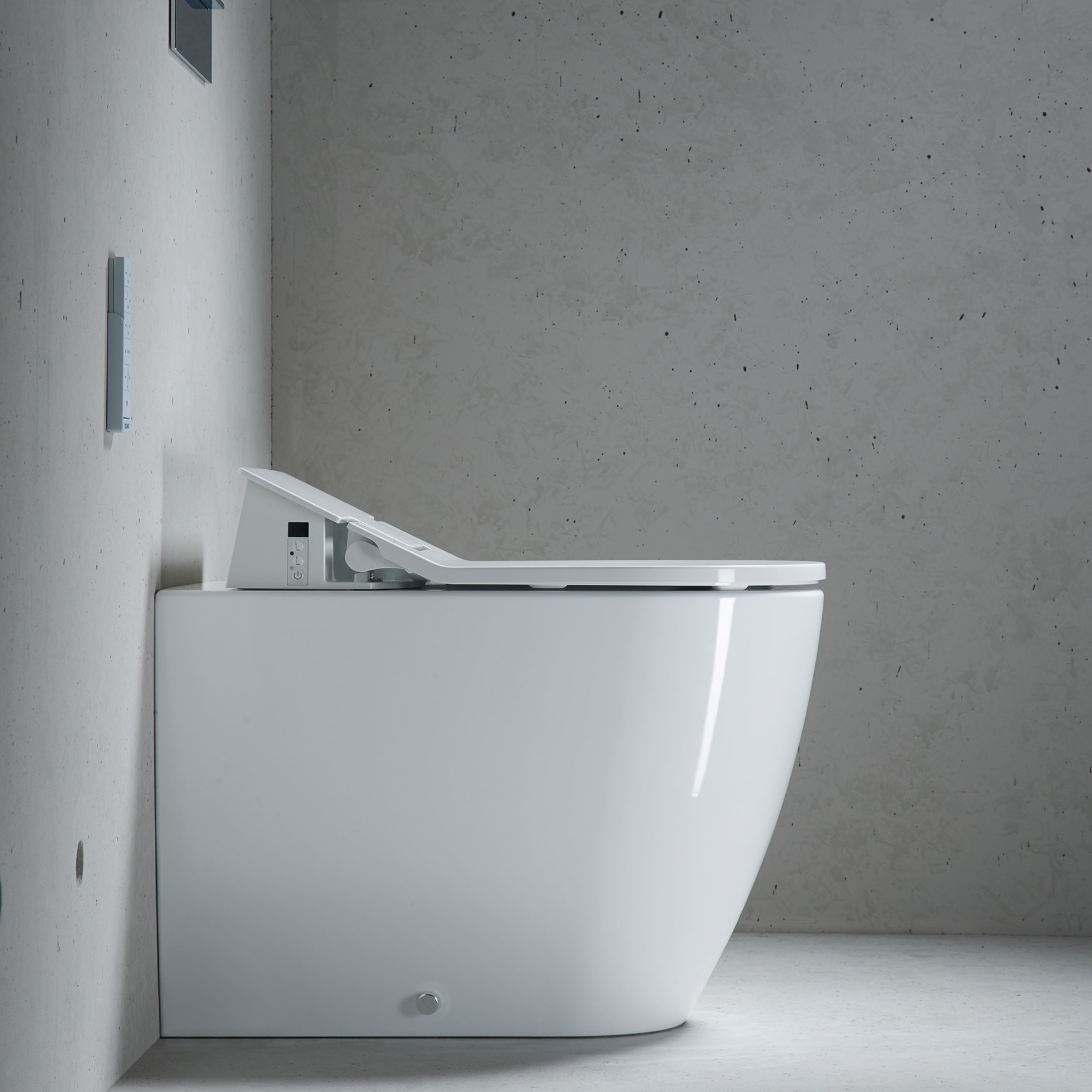 Duravit 21695900092+611000 SET Floor Mount Toilet With Sensowash 