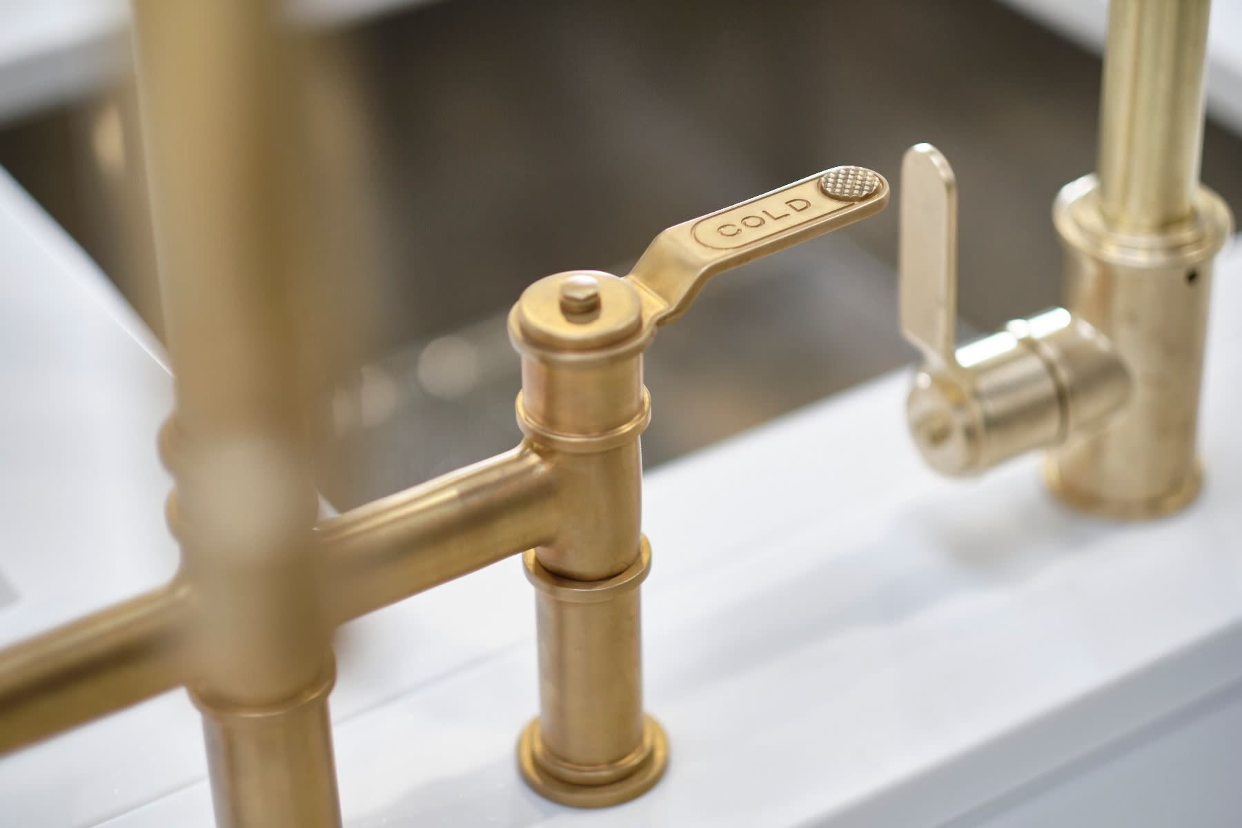 Rohl U.4549HT Perrin & Rowe Armstrong Bridge Pull Down Kitchen Faucet