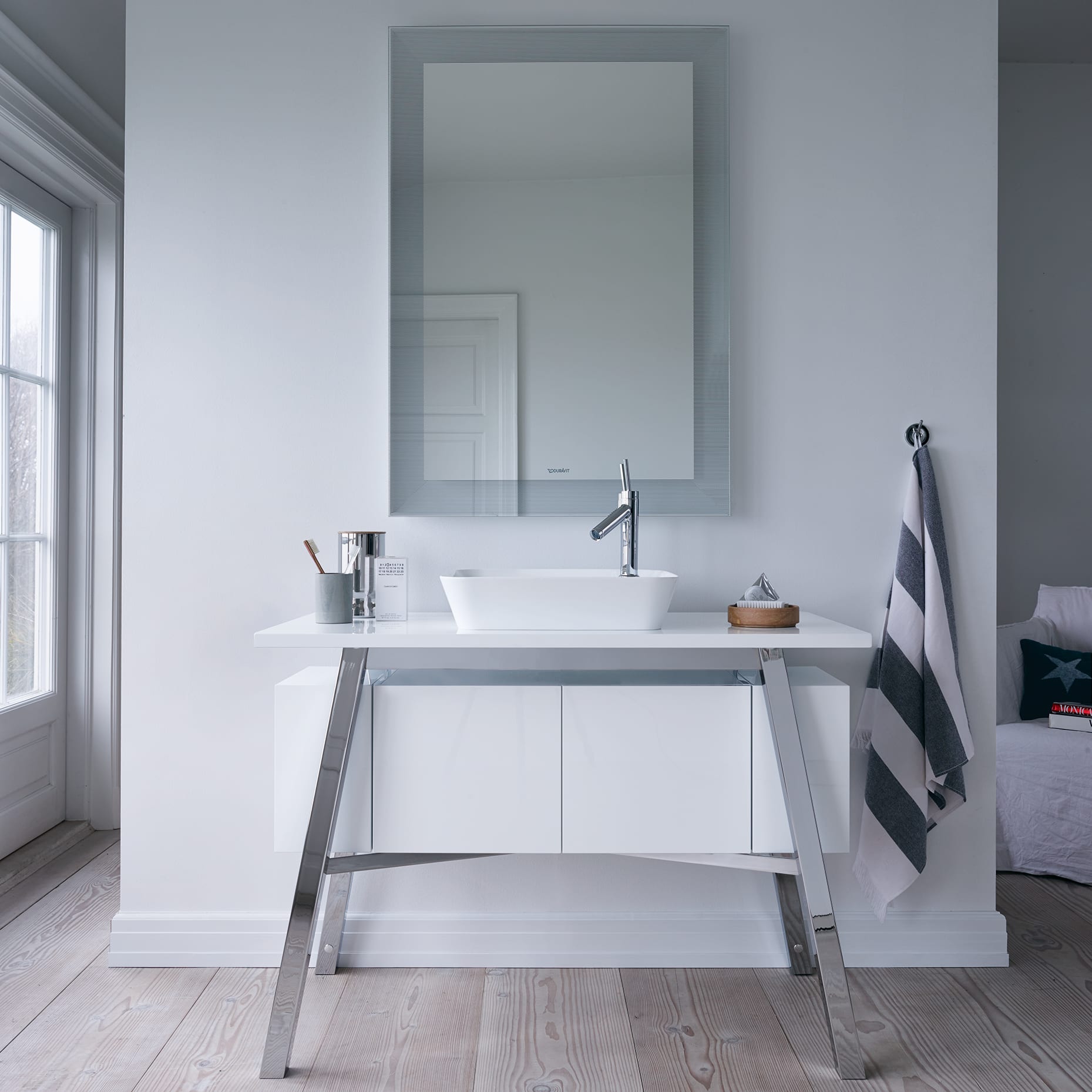 Duravit CC9643000006000 Cape Cod Mirror With Lighting