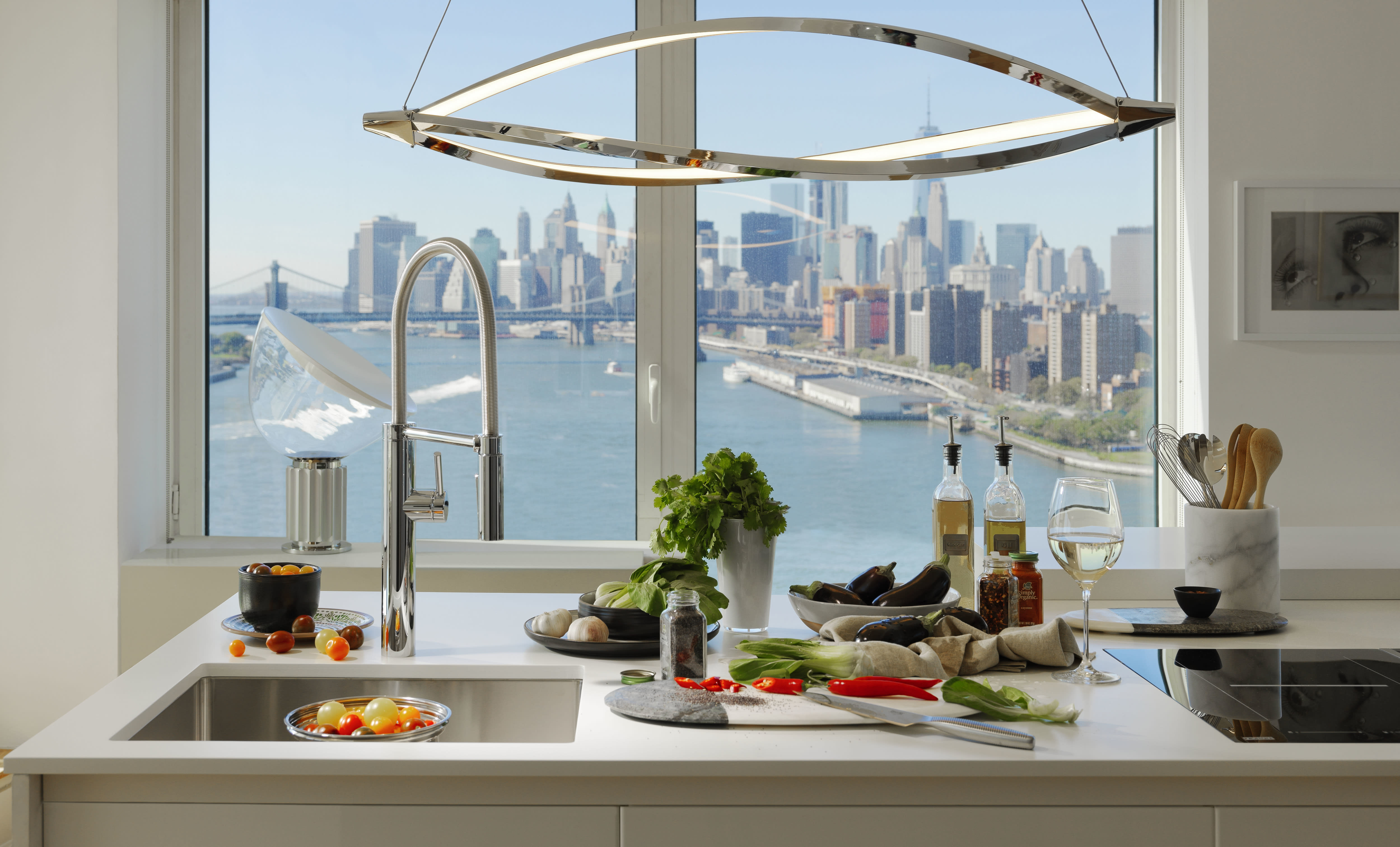 CUBE_PESCARA_LS010_crnzum