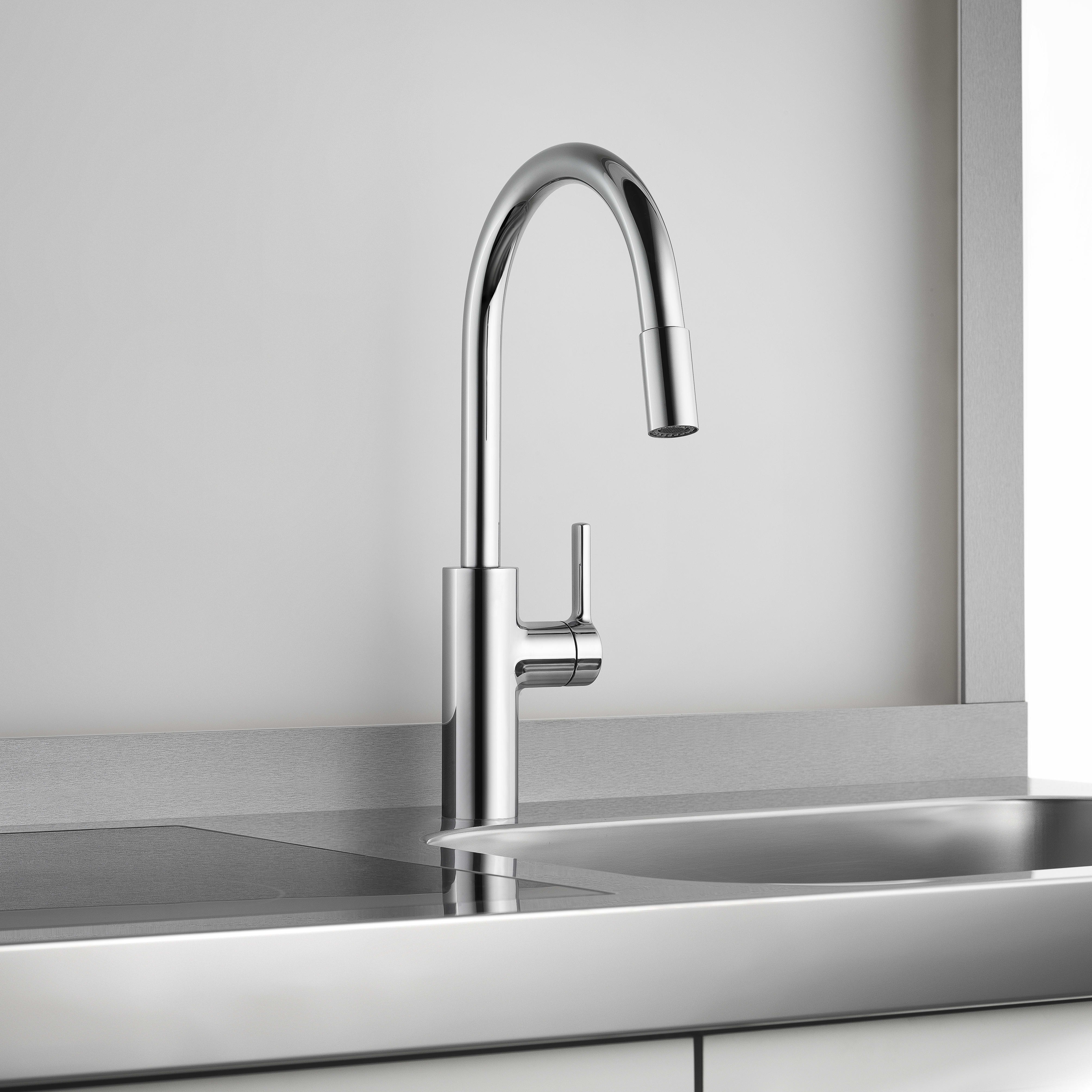 Kwc 10 441 003 000 Luna E Kitchen Faucet Qualitybath Com