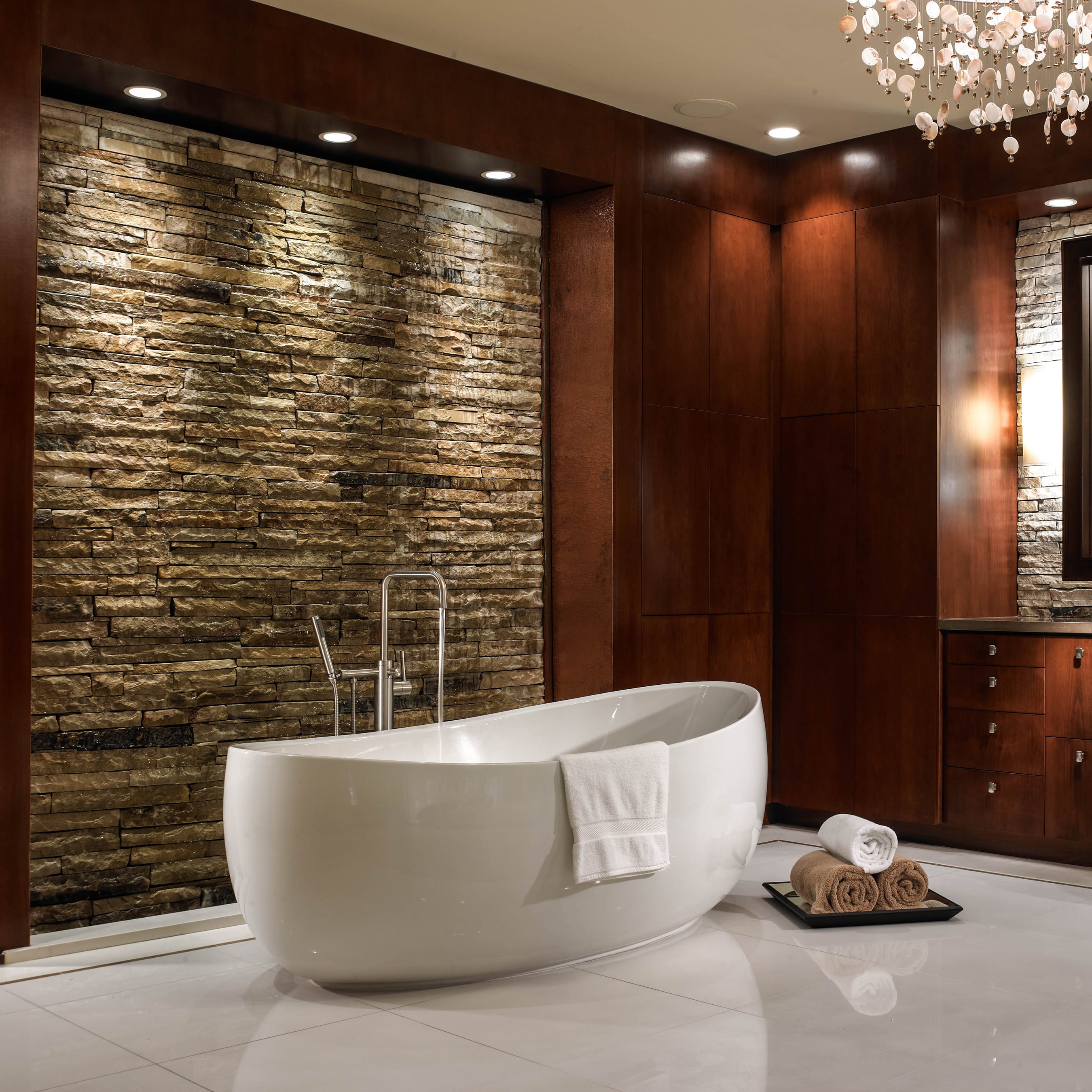 ピッピ Hydro Systems MPI6636ATO Picasso Freestanding Soaker Tub