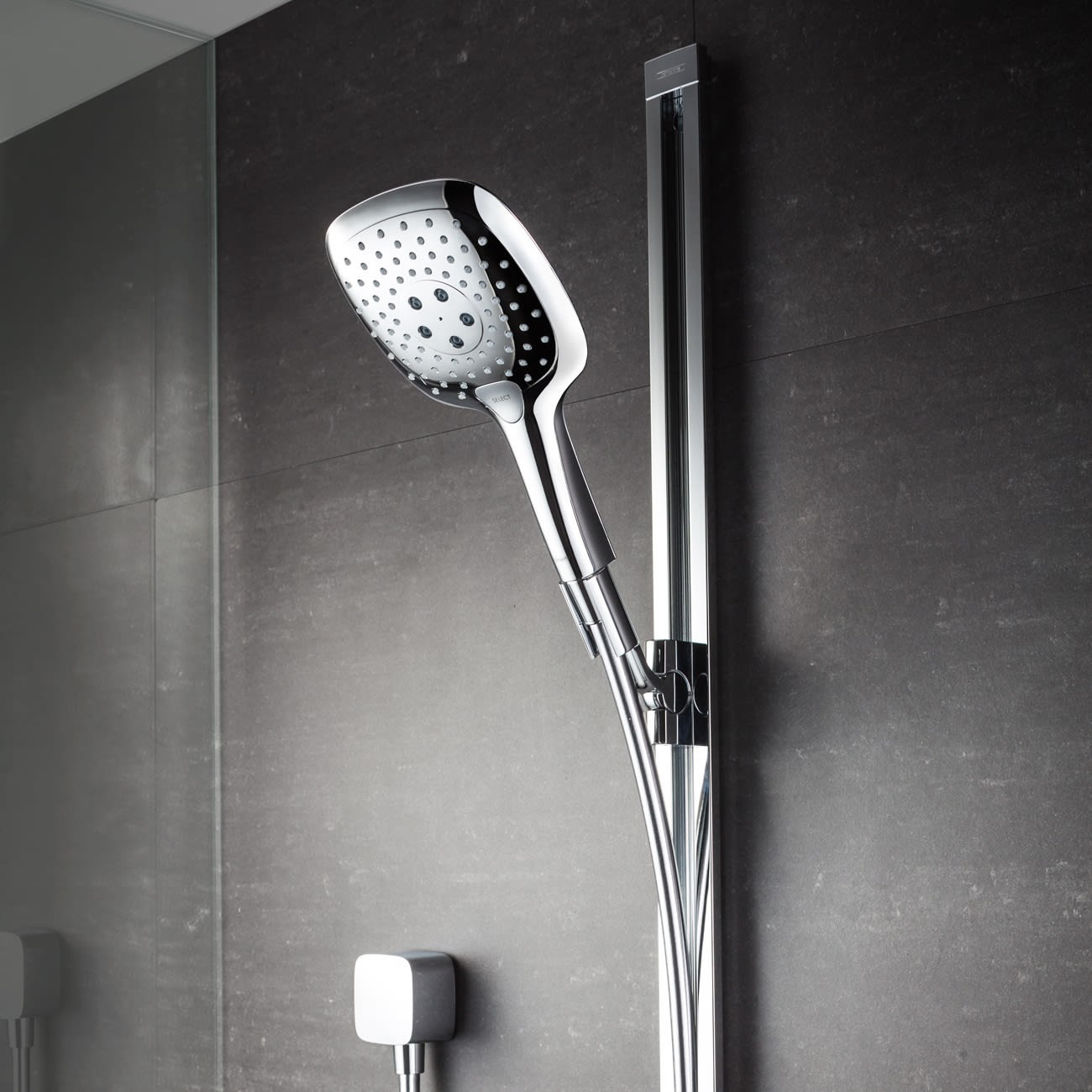 Hansgrohe 26550 Raindance Select E 150 3-Jet Handshower